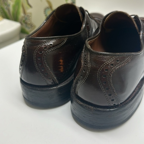 Allen Edmonds Men’s Saddle Oxfords – Brown Leather, Size 8 B main image 4